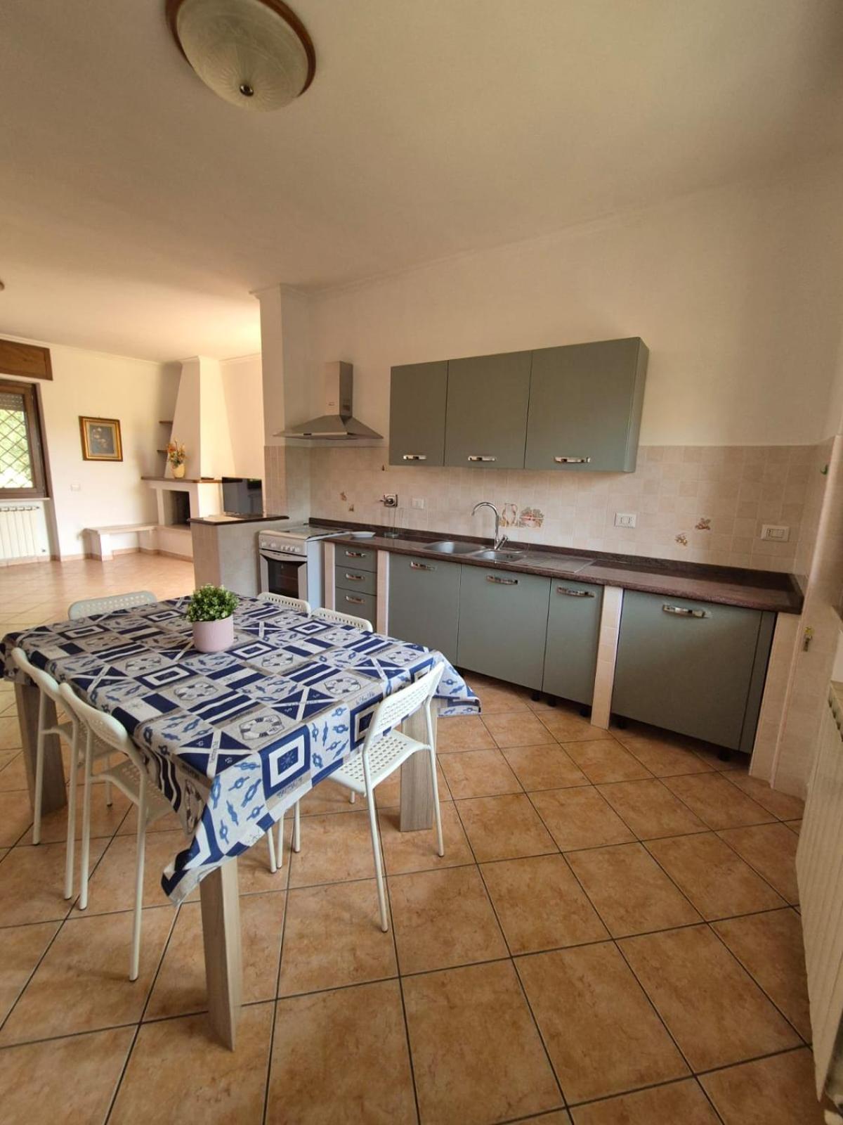 דירות פיומיצ'ינו Madi House מראה חיצוני תמונה