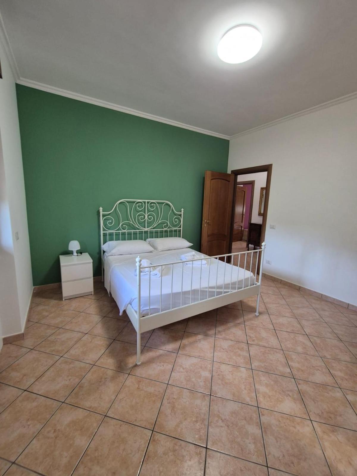 דירות פיומיצ'ינו Madi House מראה חיצוני תמונה