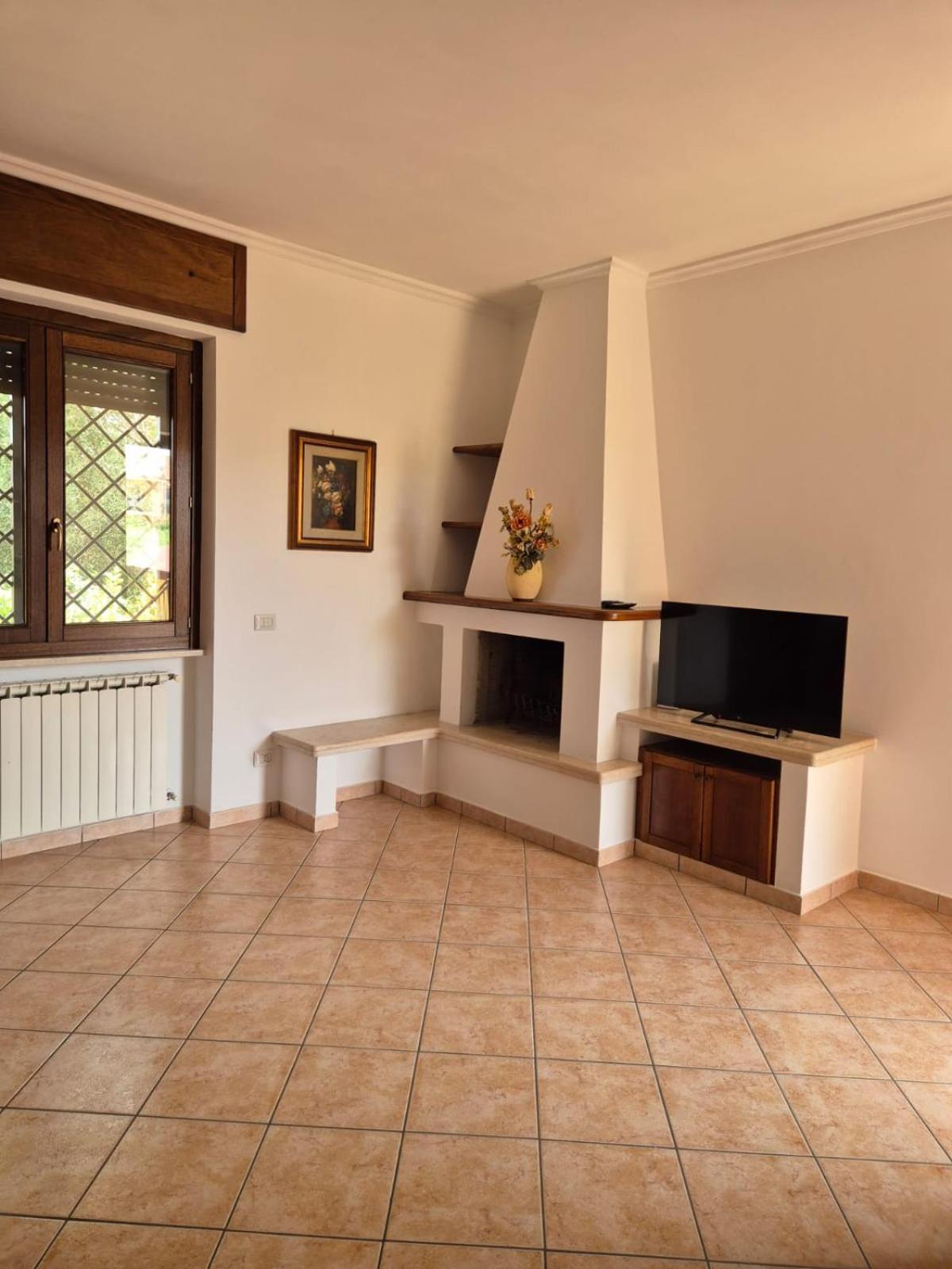דירות פיומיצ'ינו Madi House מראה חיצוני תמונה